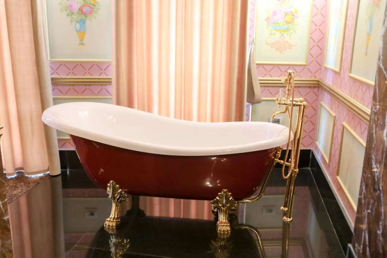 Hotel Golden Ring Resort Farke e Madhe